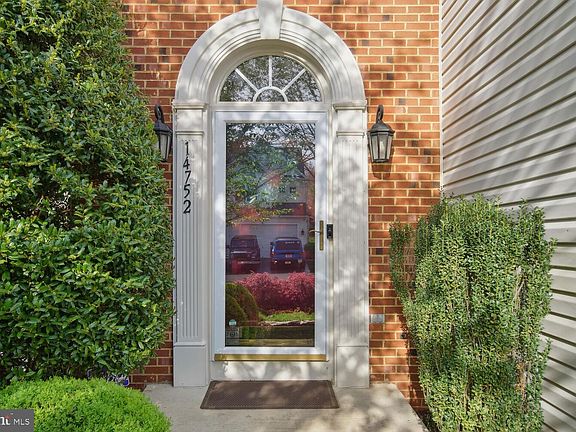 2nd image of 14752 Links Pond Cir