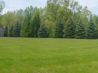 55225 S Thompson Ln, Three Rivers, MI 49093