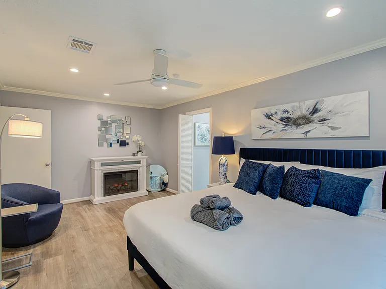10606 Kirkwren Dr — Photo 17