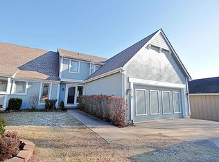 8419 Westridge Rd, Raytown, MO 64138