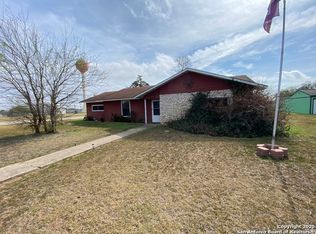 986 Betty Louise, Poteet, TX 78065