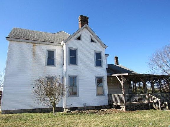 2nd image of 427 Waits Rd