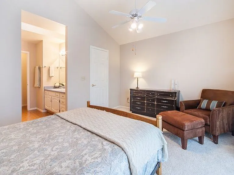 437 Grouse Ct — Photo 10