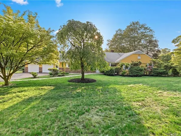 330 West Hill Road, Stamford, CT 06902