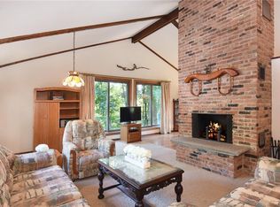 2 Cliff Dr, Ossining, NY 10562