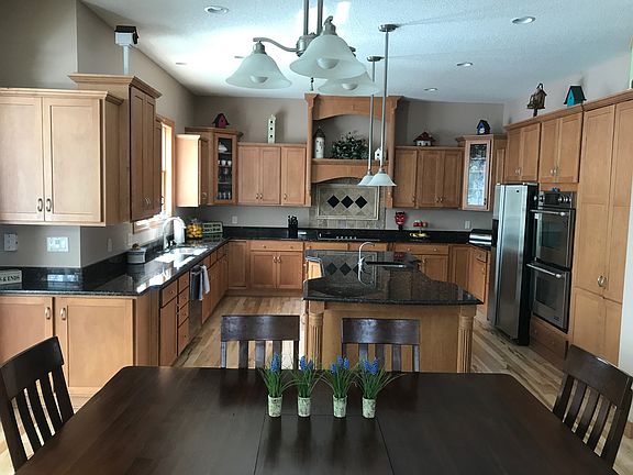3rd image of 3711 134th St