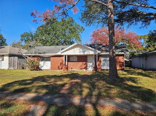 305 Helen Dr, Deer Park, TX 77536