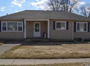 609 Walnut St, Carrollton, MI 48724