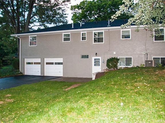 5th image of 136 Marchester Dr