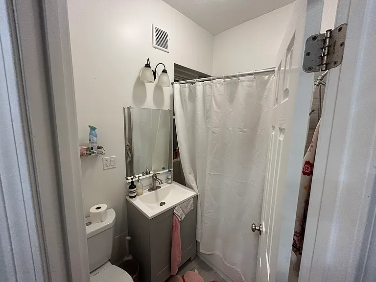 1193 Commonwealth Ave #2 — Photo 10