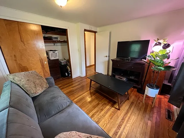 607 Swigart St — Photo 11