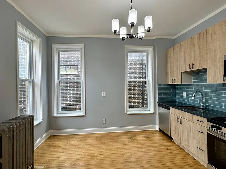 3801 N Lincoln Ave — Photo 20