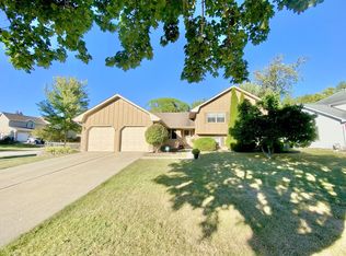 2913 Vimy Ridge Dr, Joliet, IL 60435