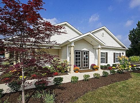 2nd image of 1220 Four Seasons Dr #1670726