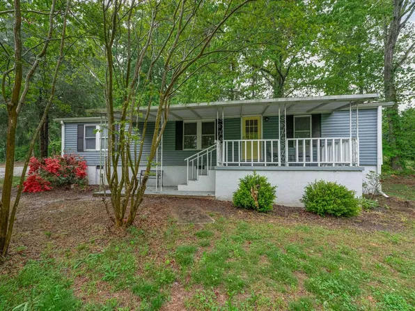 413 Mountain Creek Rd, Taylors, SC 29687