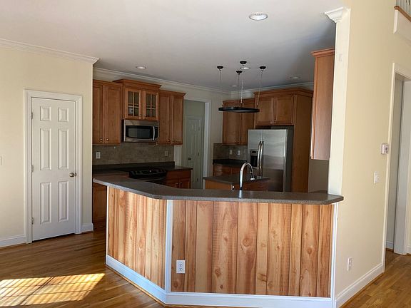 5th image of 5707 Sentinel Ct