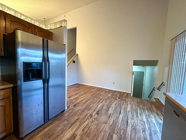 7215 Brentford Dr — Photo 20