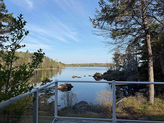 5th image of 123 Deer Point Rd