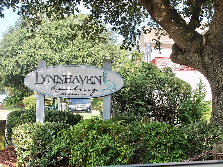 3200 Lynnhaven Dr #309 — Photo 27