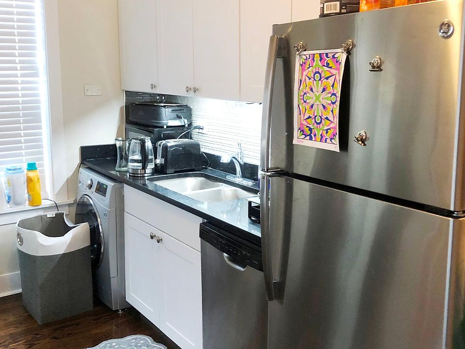 1st image of 2147-49 N Fremont St #2147-1S
