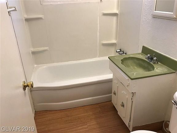 4th image of 470 E Naples Dr APT G