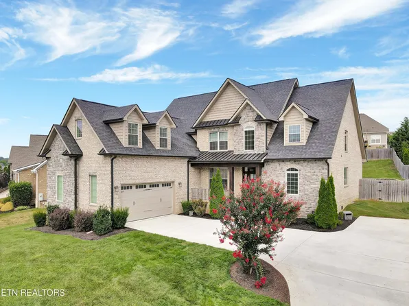 11945 Lakehurst Ln, Farragut, TN 37934