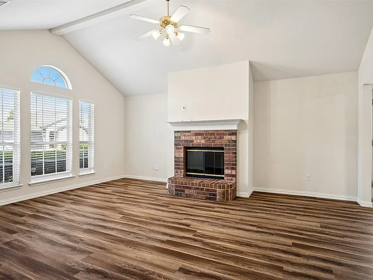 316 Matlock Meadow Dr — Photo 3