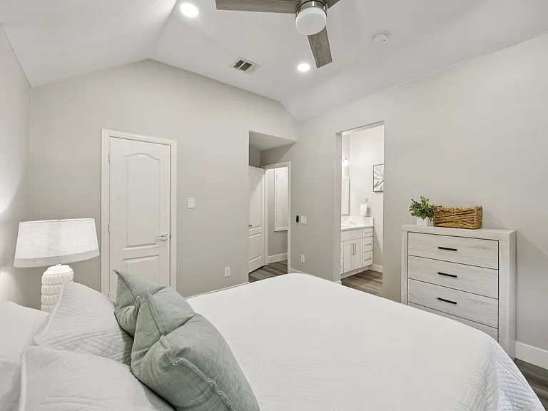 2151 Angel Falls Dr — Photo 28