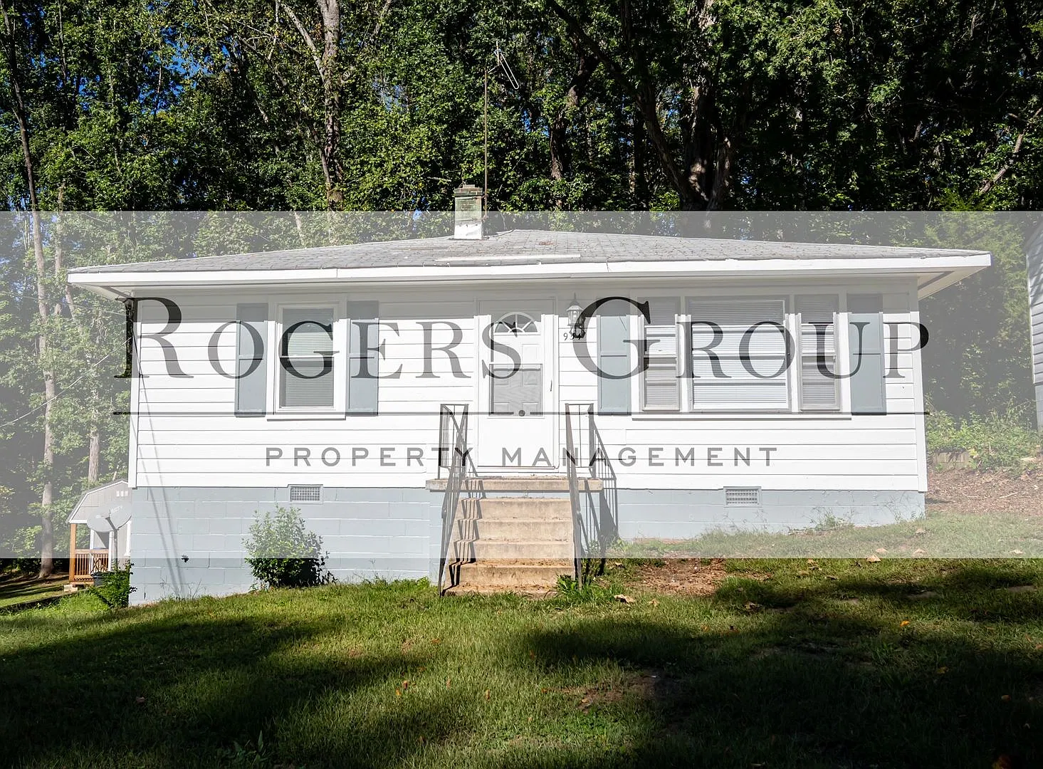 3 bed, 1.0 bath, $895 — Photo 1