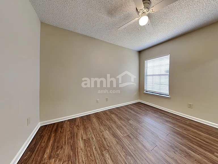 7568 Deer Cove Ln — Photo 13