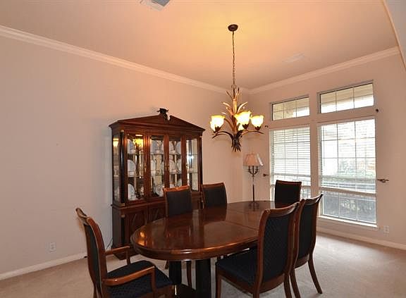 4th image of 2614 Dante Ct