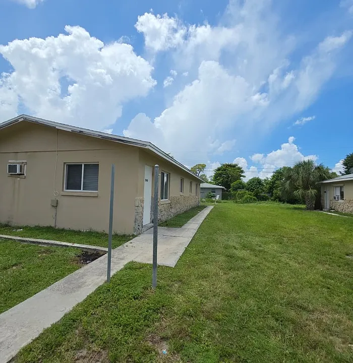 5546 6th Ave