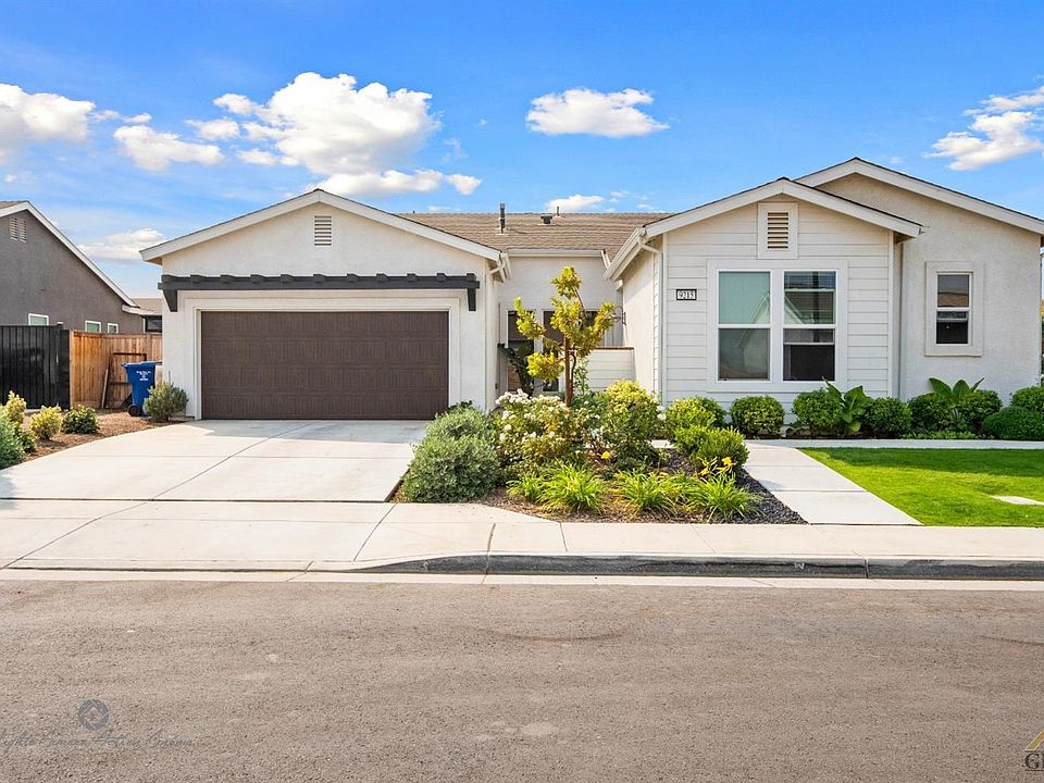 1st image of 9215 Majestic Falls Ln