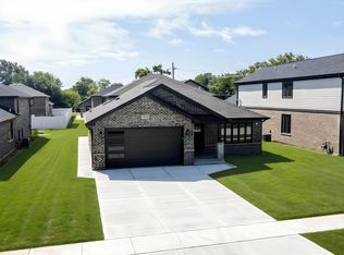 7951 W 73rd Pl, Bridgeview, IL 60455