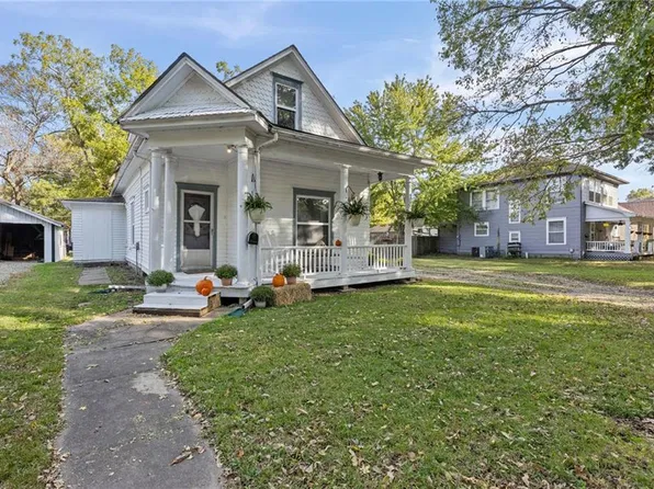 1113 S Hickory St, Ottawa, KS 66067