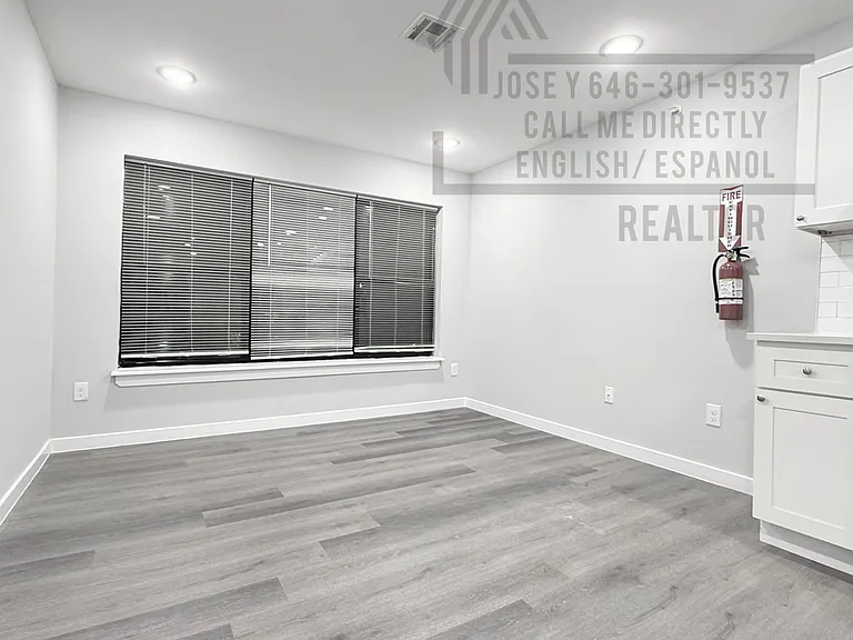 180 Cedar St #27 — Photo 7