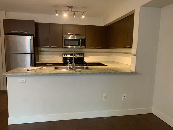 13883 Laurel Dr #103, Surrey, BC V3T 1A8