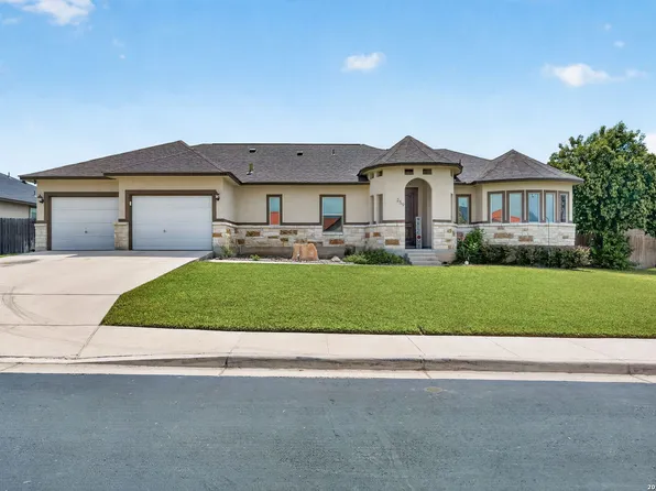 259 Strasbourg St, Castroville, TX 78009