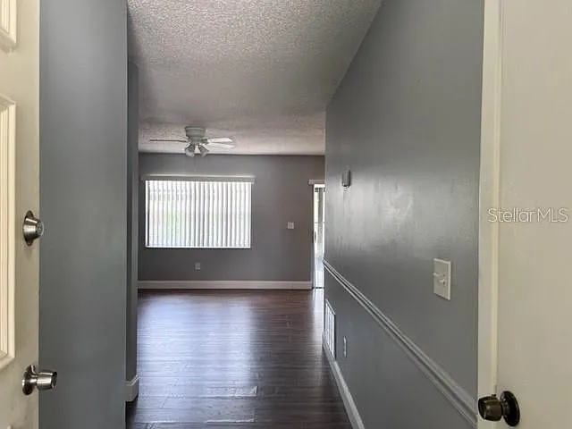 808 Caloosa Trl — Photo 2