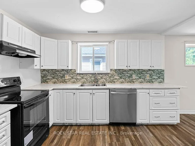 69 Teal Ave — Photo 10