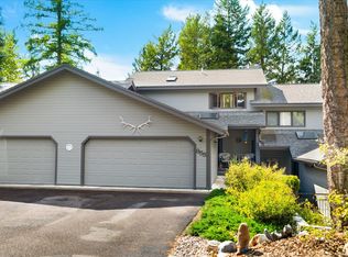 855 Saint Andrews Dr, Columbia Falls, MT 59912