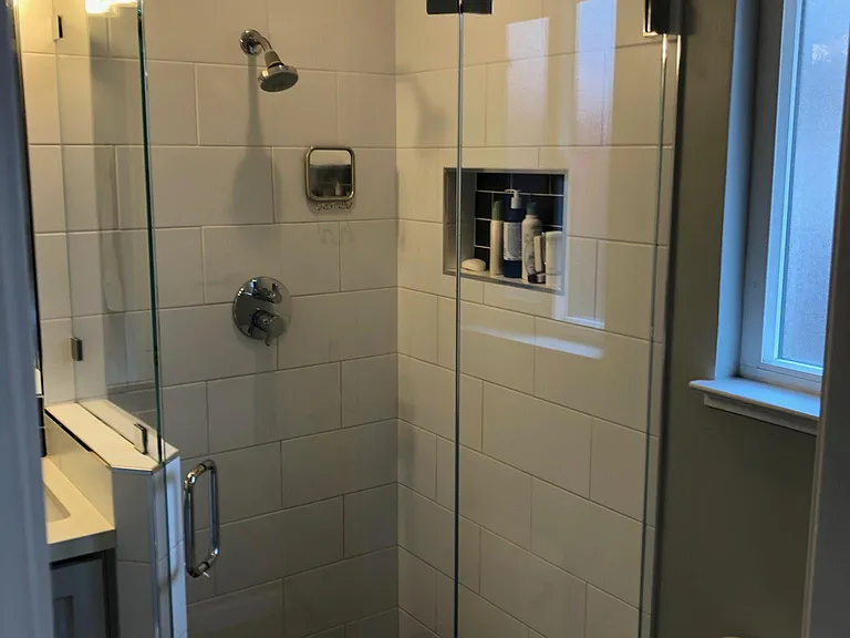 2493 Whitethorne Dr — Photo 16
