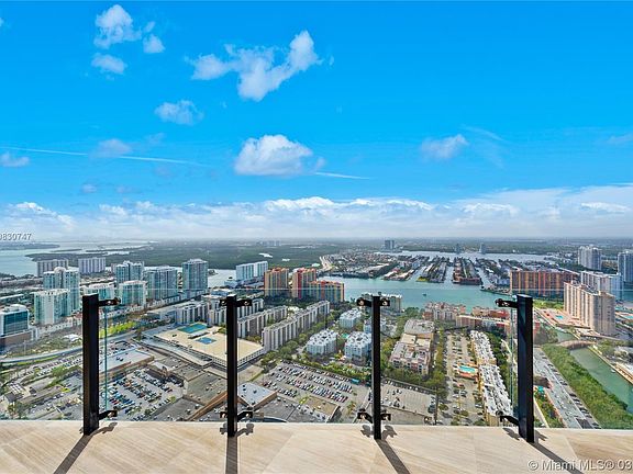 3rd image of 17141 Collins Ave #4202
