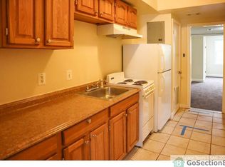 154 36th St NE #1, Washington, DC 20019