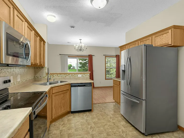 6869 Folkestone Rd — Photo 7