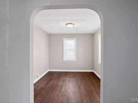 5th image of 8910 Harold Dr