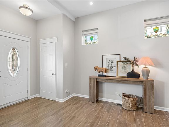 3rd image of 6437 26th St