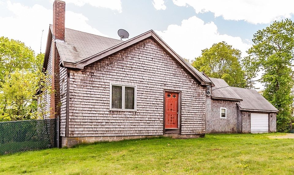 1st image of 108 Foundry St
