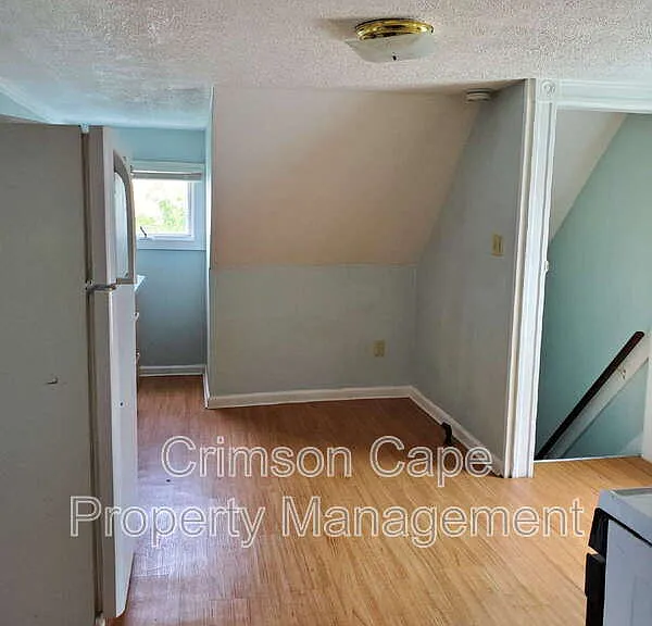108 Grove St #2 — Photo 11