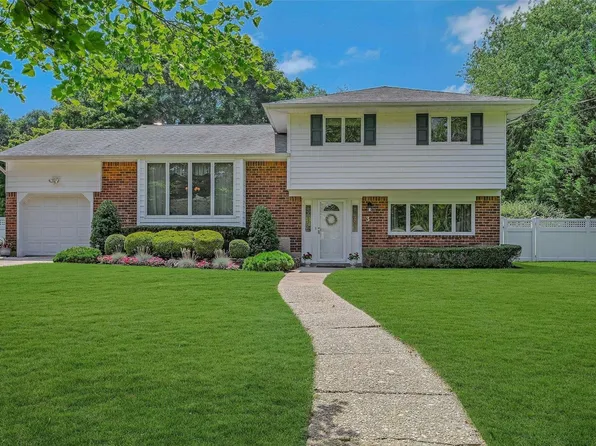 3 Pumpkin Street, East Northport, NY 11731